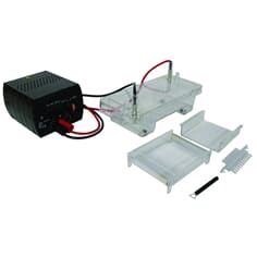 Elektroforesesett med kar og spenningskilde