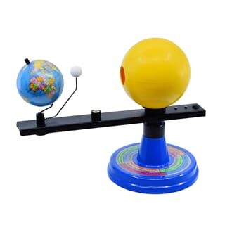 Sol, jord og måne, modell med lys