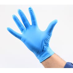 Engangshanske nitril, L  pk a 100