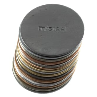 Sett med 16 metallskiver